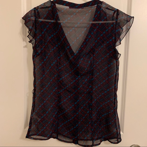 Flattering blouse - Picture 2 of 3